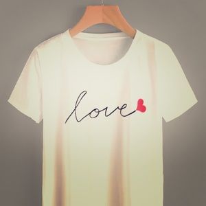 Love red heart t shirt